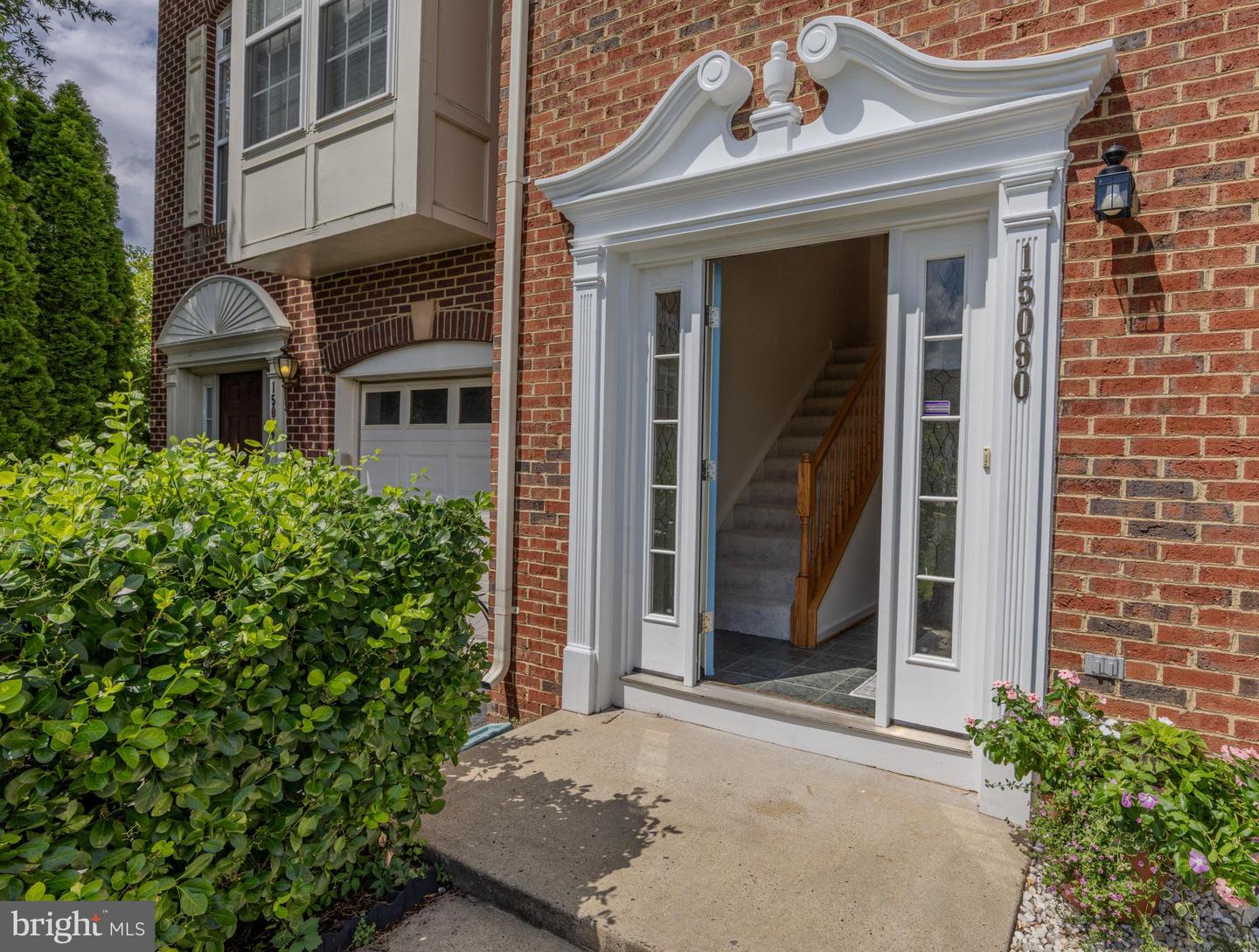 15090 Danehurst Cir Property Photo 3
