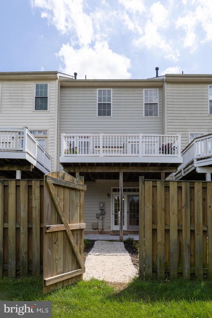 15090 Danehurst Cir Property Photo 10