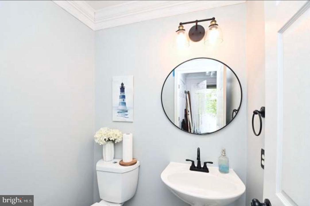 16889 Toms River Loop Property Photo 12