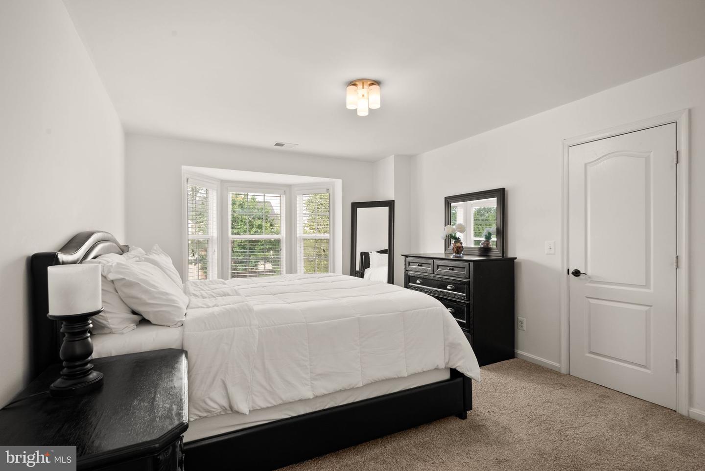 9121 Autumn Glory Ln Property Photo 23