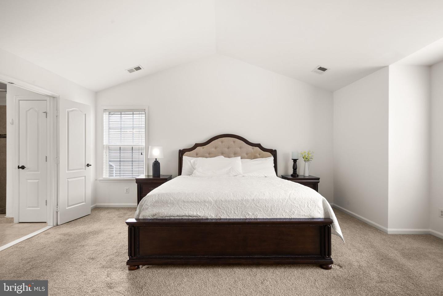 9121 Autumn Glory Ln Property Photo 24
