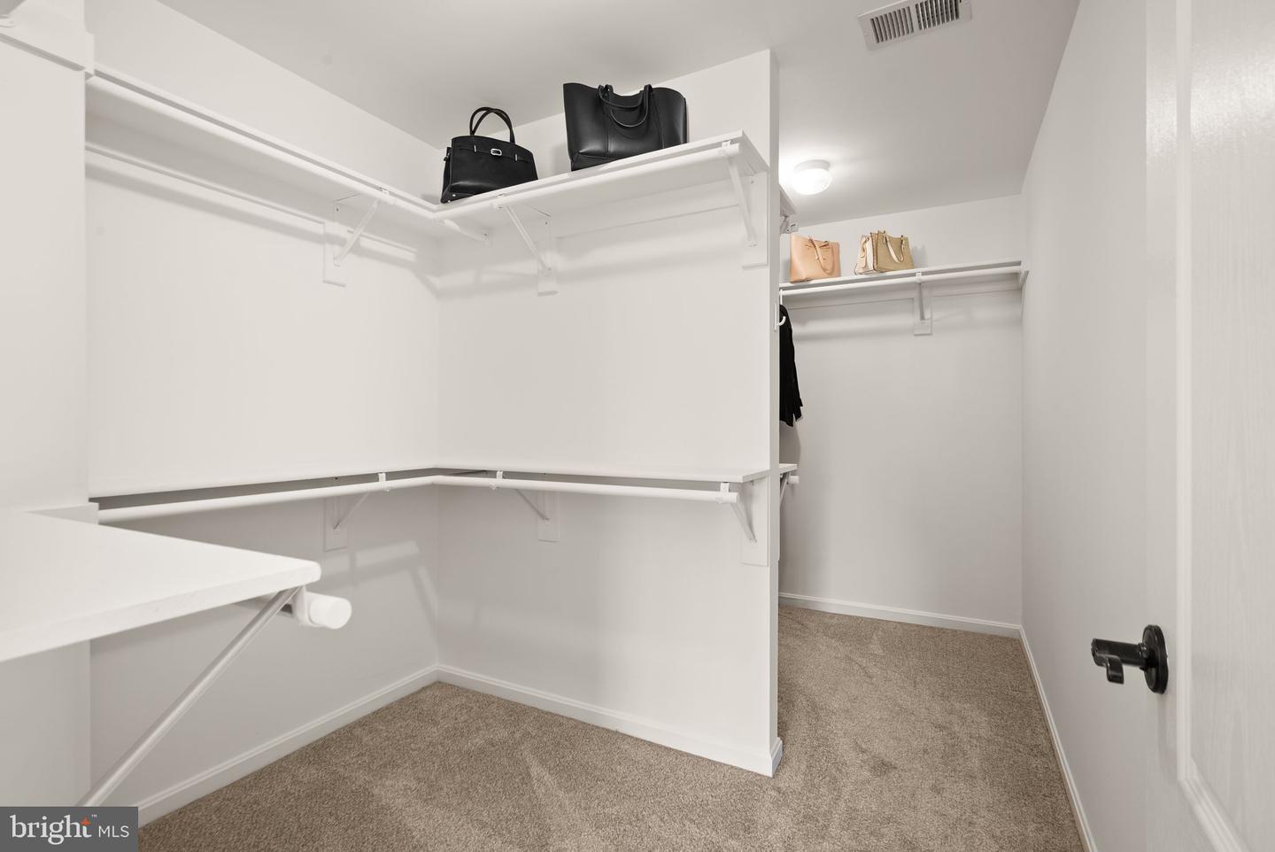 9121 Autumn Glory Ln Property Photo 29