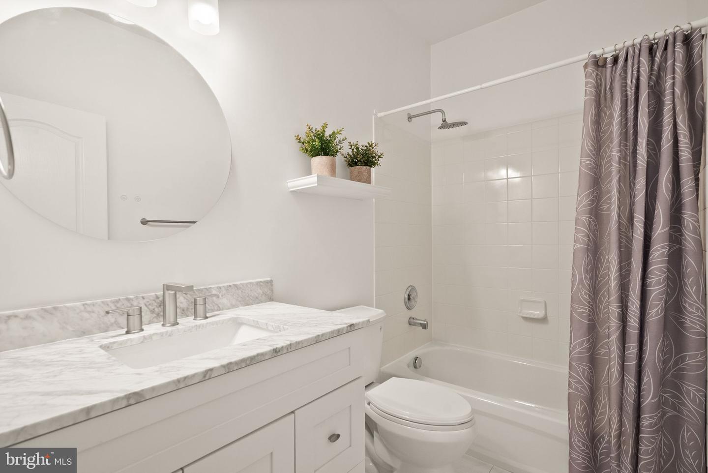 9121 Autumn Glory Ln Property Photo 44