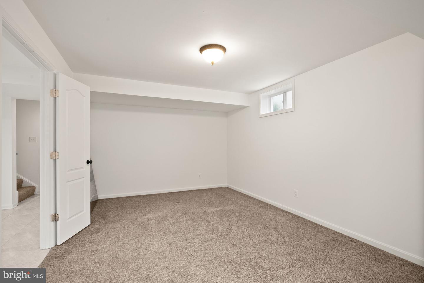 9121 Autumn Glory Ln Property Photo 57