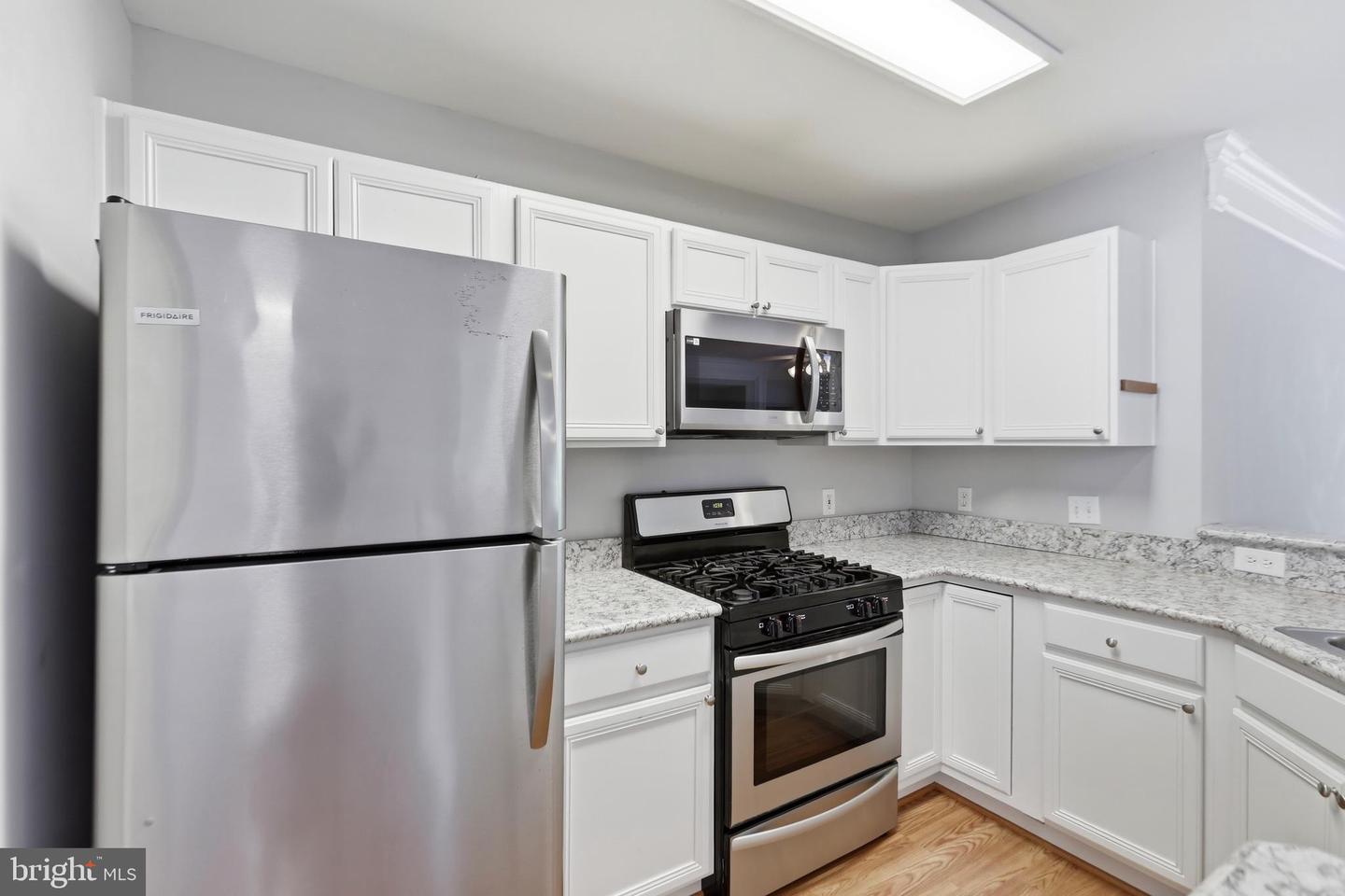 3842 Clore Pl #3842 Property Photo 8