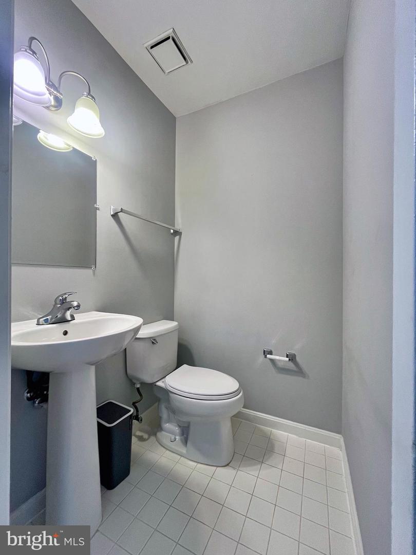 3842 Clore Pl #3842 Property Photo 13