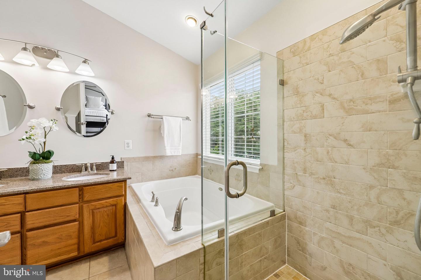 3747 Tonbridge Pl Property Photo 25