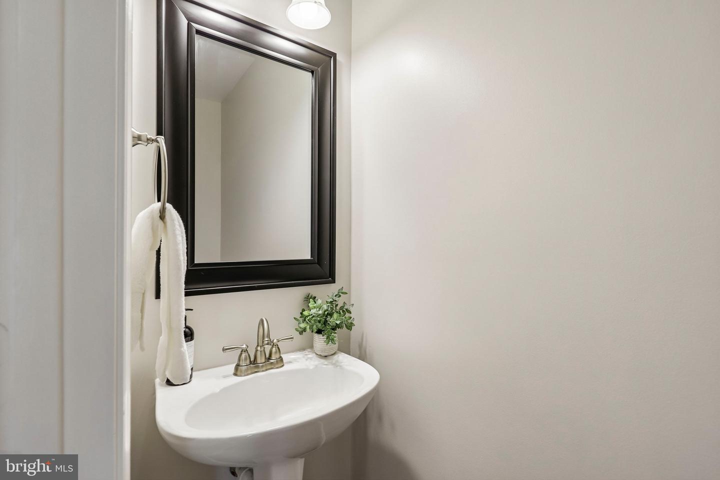 3747 Tonbridge Pl Property Photo 42