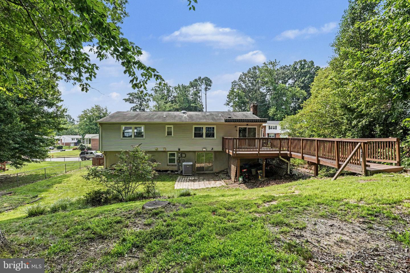 5529 Neddleton Ave Property Photo 22