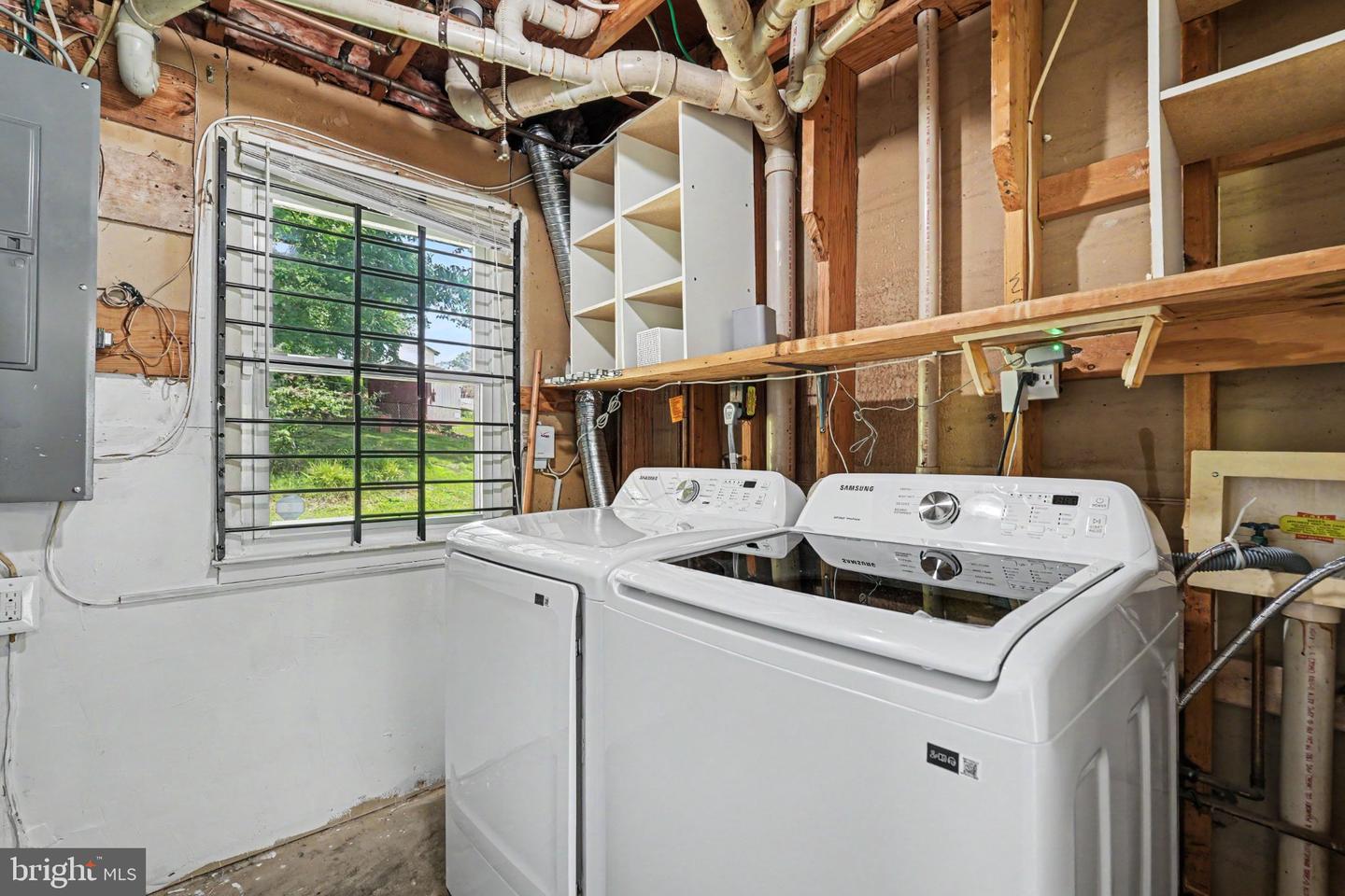 5529 Neddleton Ave Property Photo 23