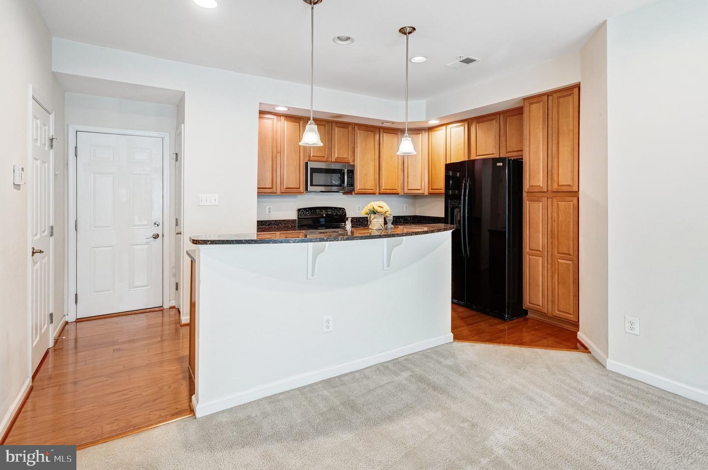 15072 Leicestershire St #102 Property Photo 8