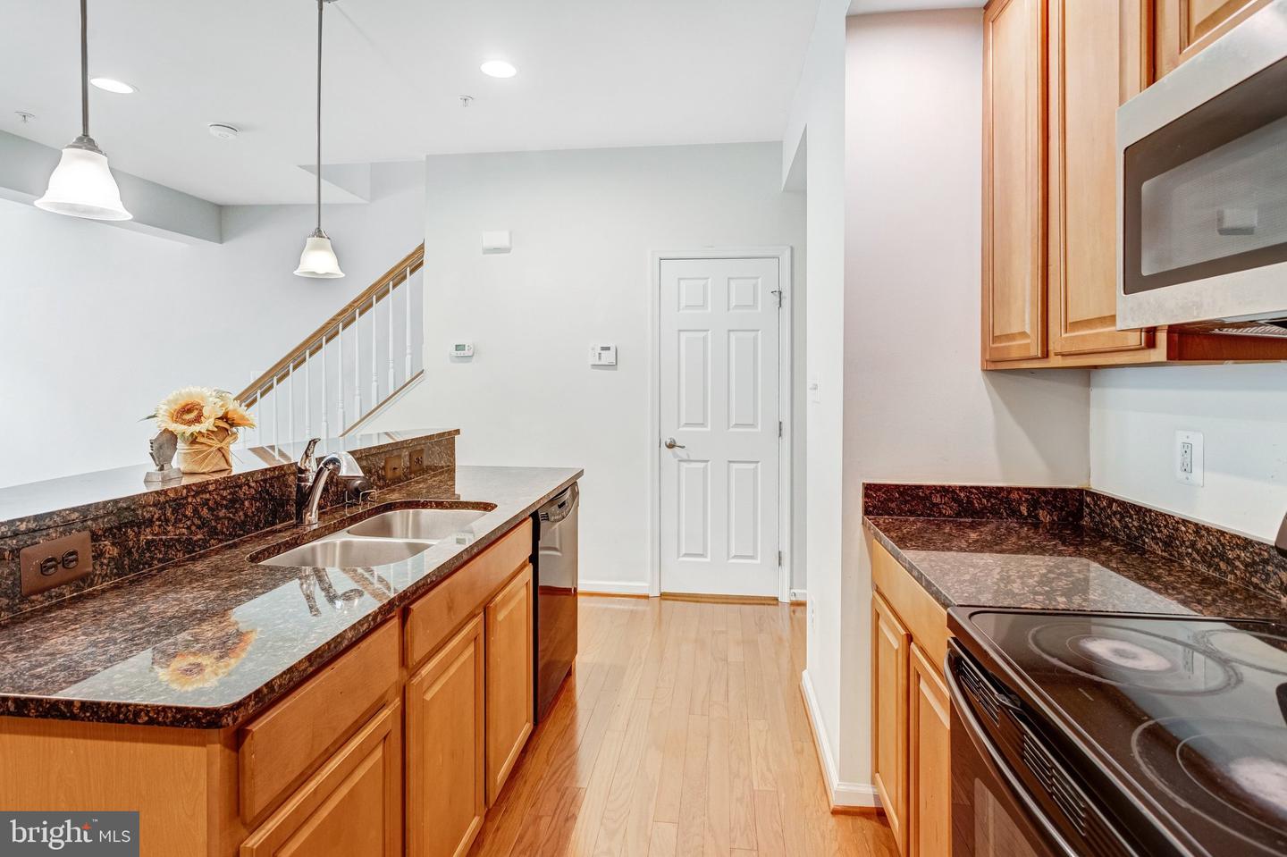 15072 Leicestershire St #102 Property Photo 9