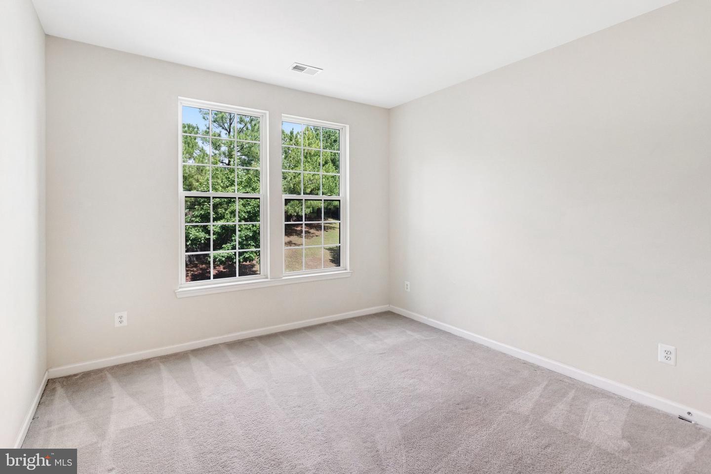 15072 Leicestershire St #102 Property Photo 16
