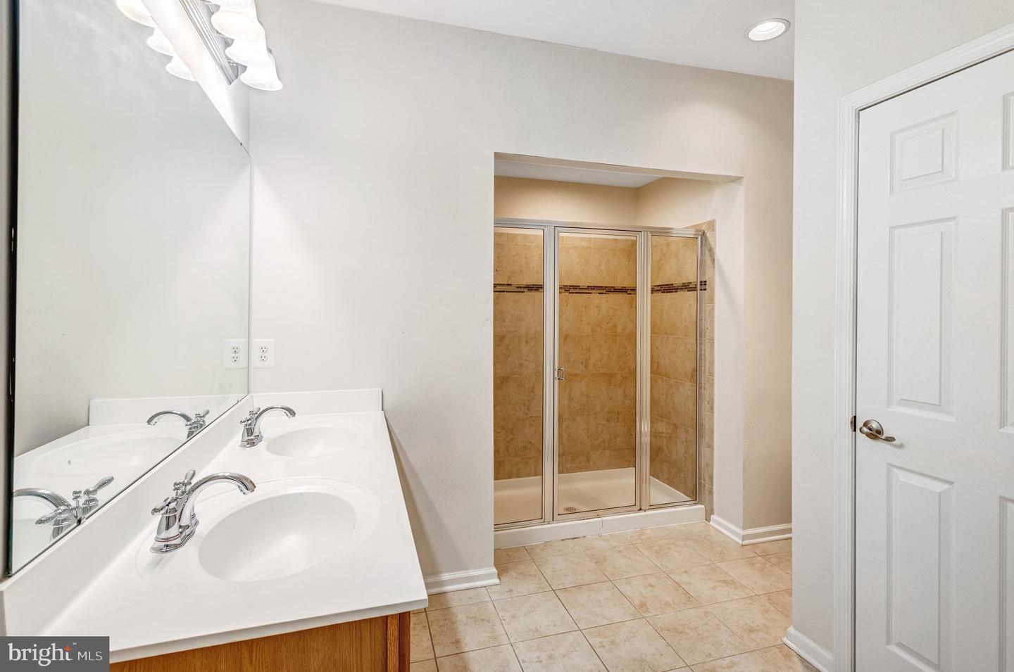 15072 Leicestershire St #102 Property Photo 23