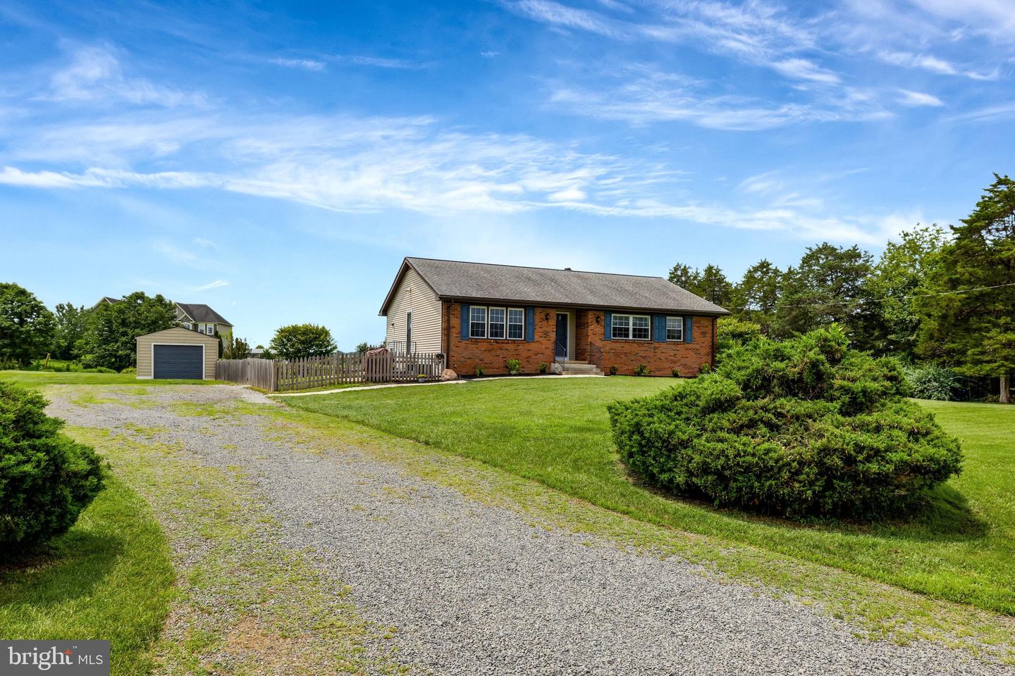 10913 Crockett Rd Property Photo 1