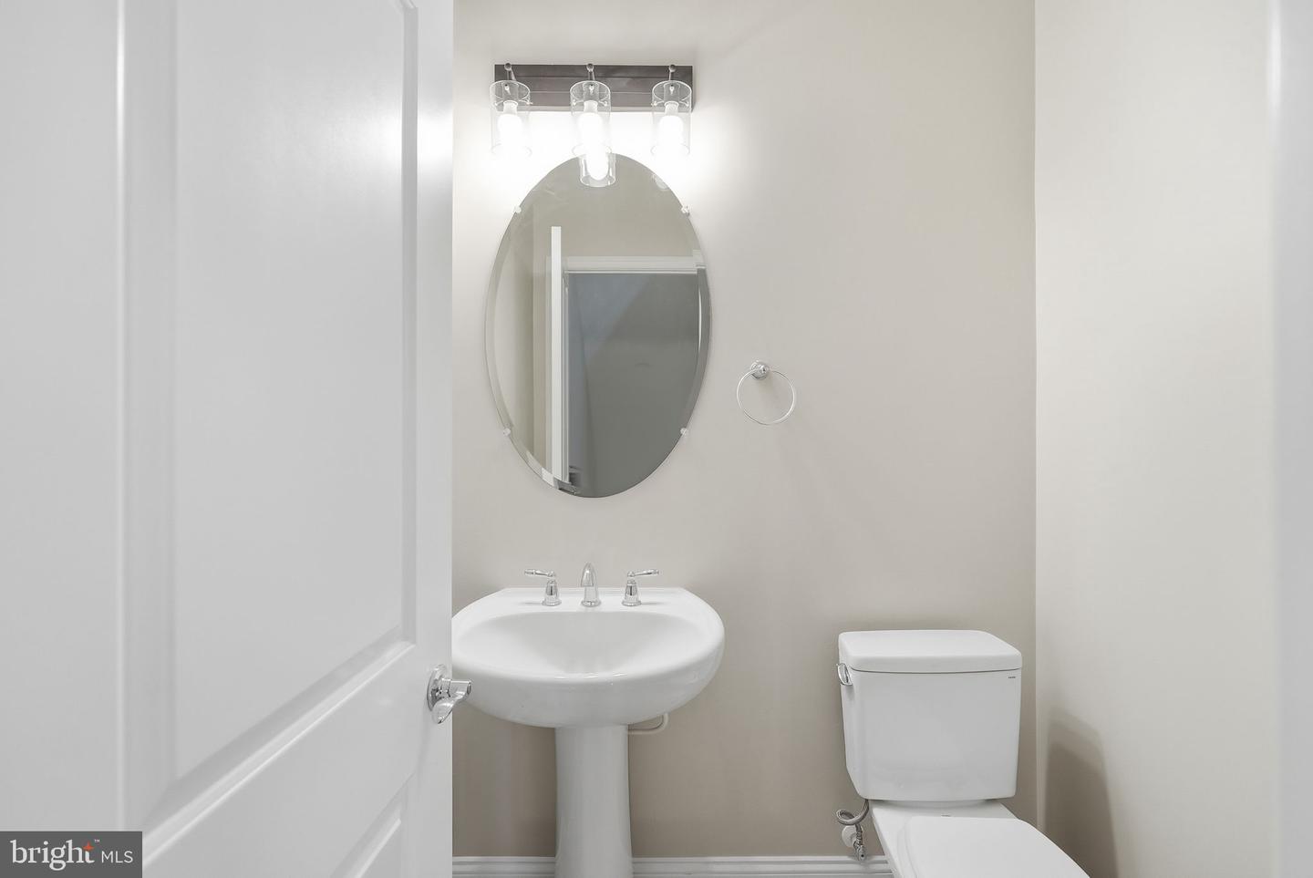 1857 Shadding Bay Ln Property Photo 9