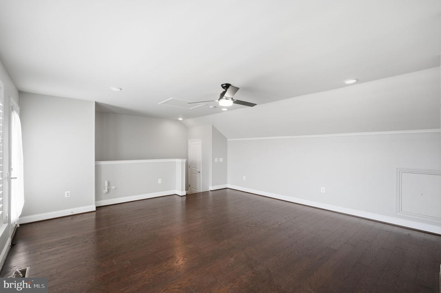 1857 Shadding Bay Ln Property Photo 34