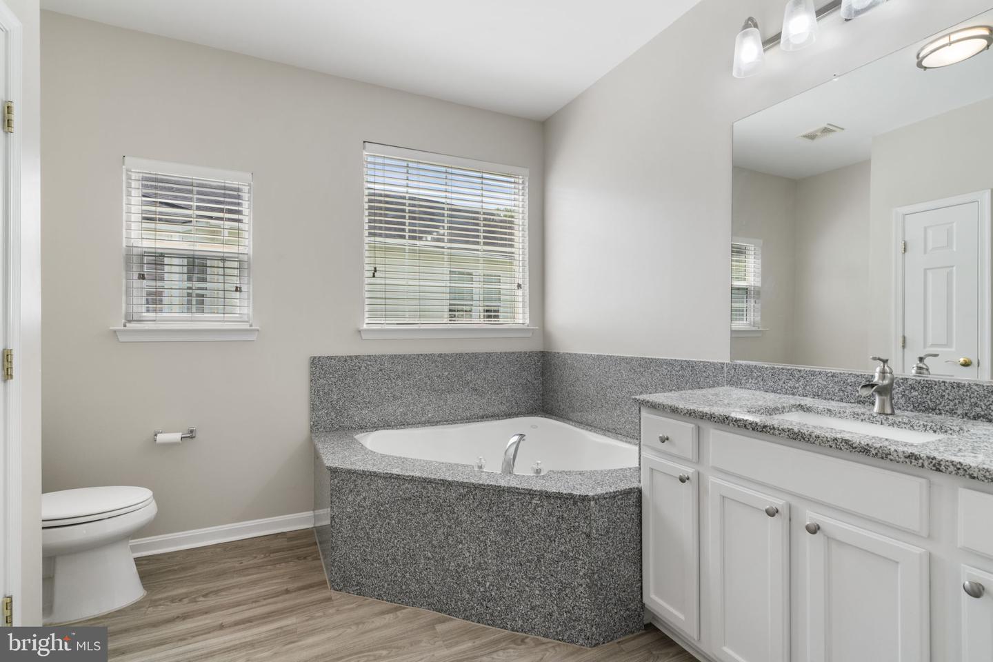 3988 Great Harvest Ct Property Photo 28