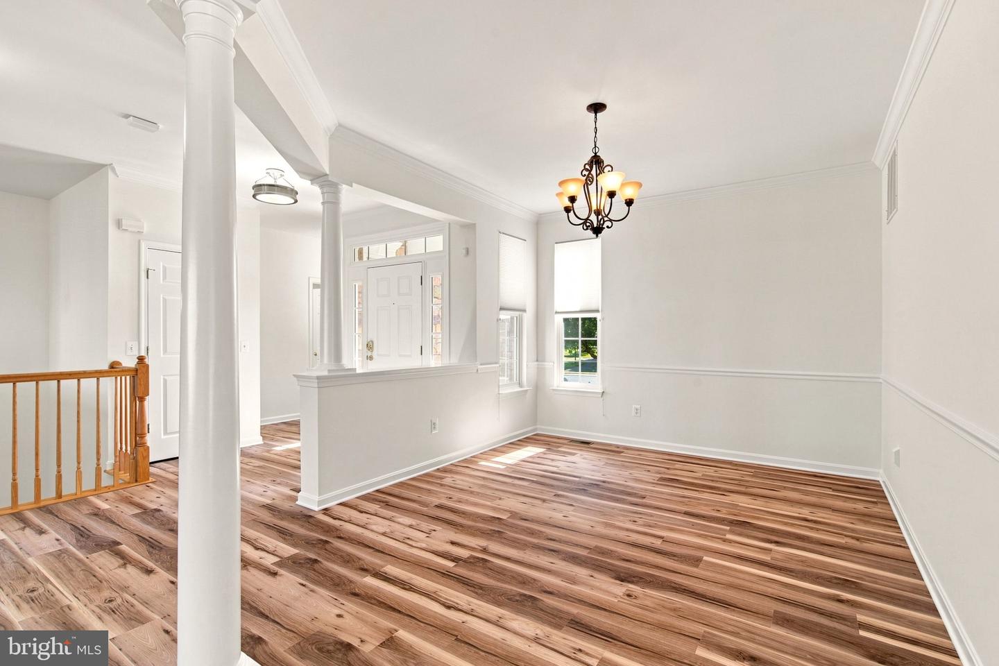 16469 Sparkling Brook Loop Property Photo 6