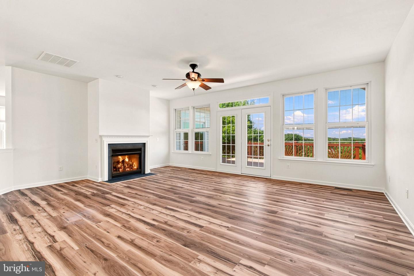 16469 Sparkling Brook Loop Property Photo 10