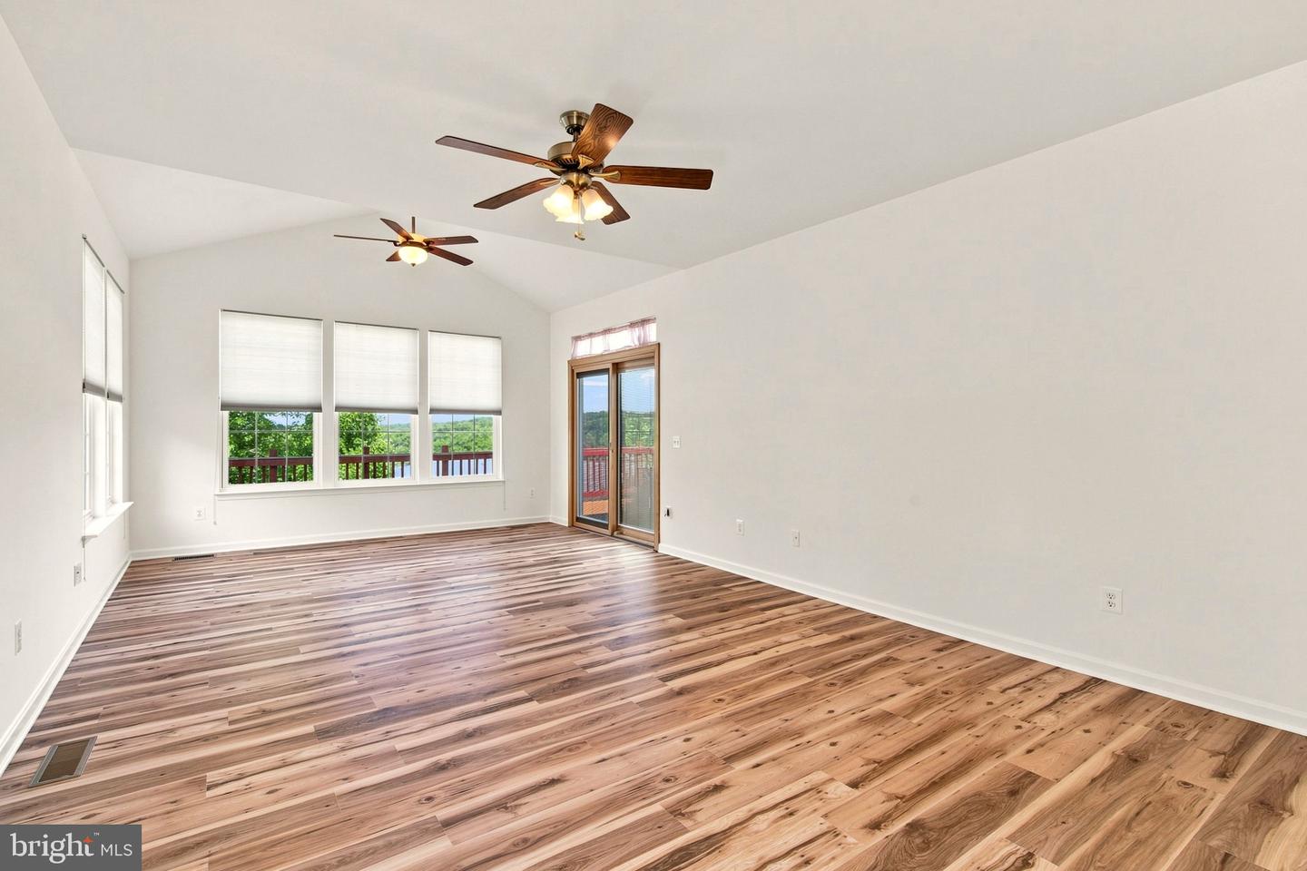 16469 Sparkling Brook Loop Property Photo 15