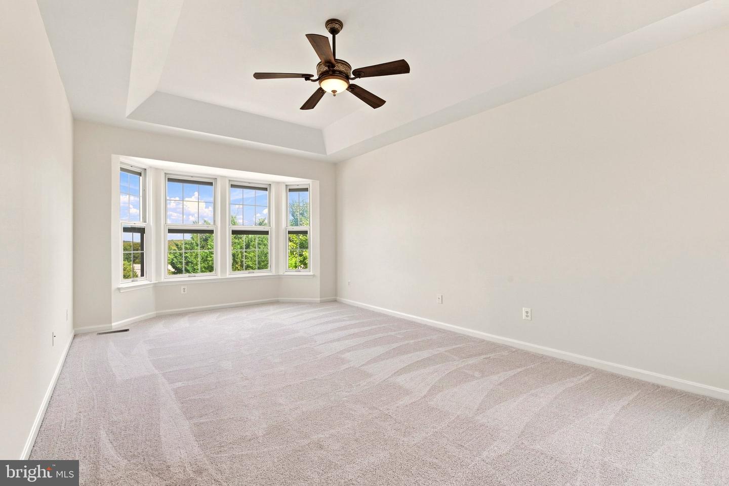 16469 Sparkling Brook Loop Property Photo 24