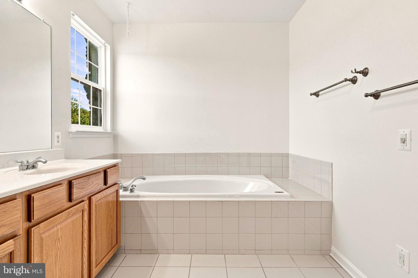 16469 Sparkling Brook Loop Property Photo 26