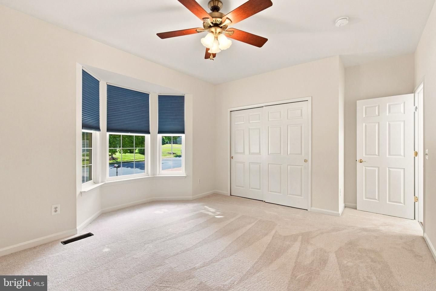 16469 Sparkling Brook Loop Property Photo 32