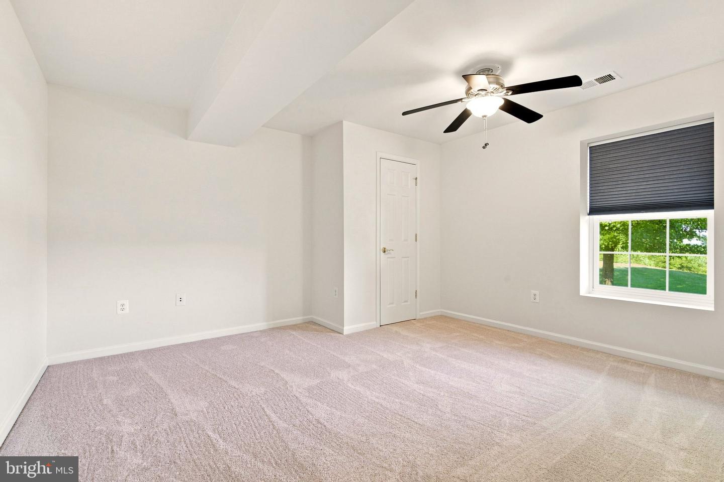 16469 Sparkling Brook Loop Property Photo 34