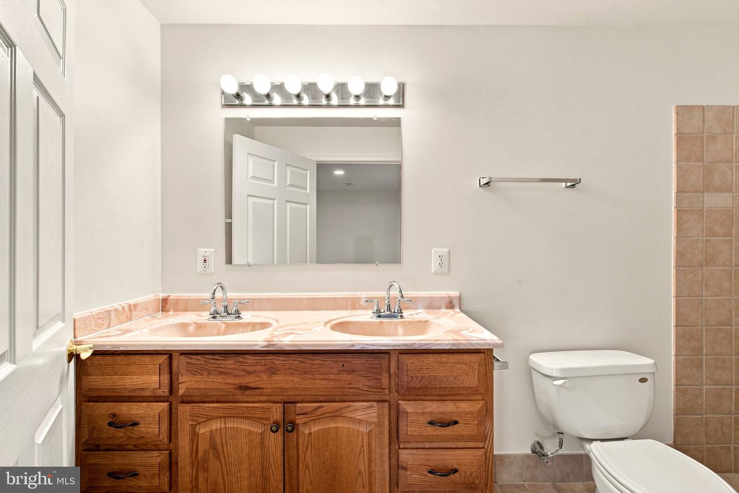 16469 Sparkling Brook Loop Property Photo 42