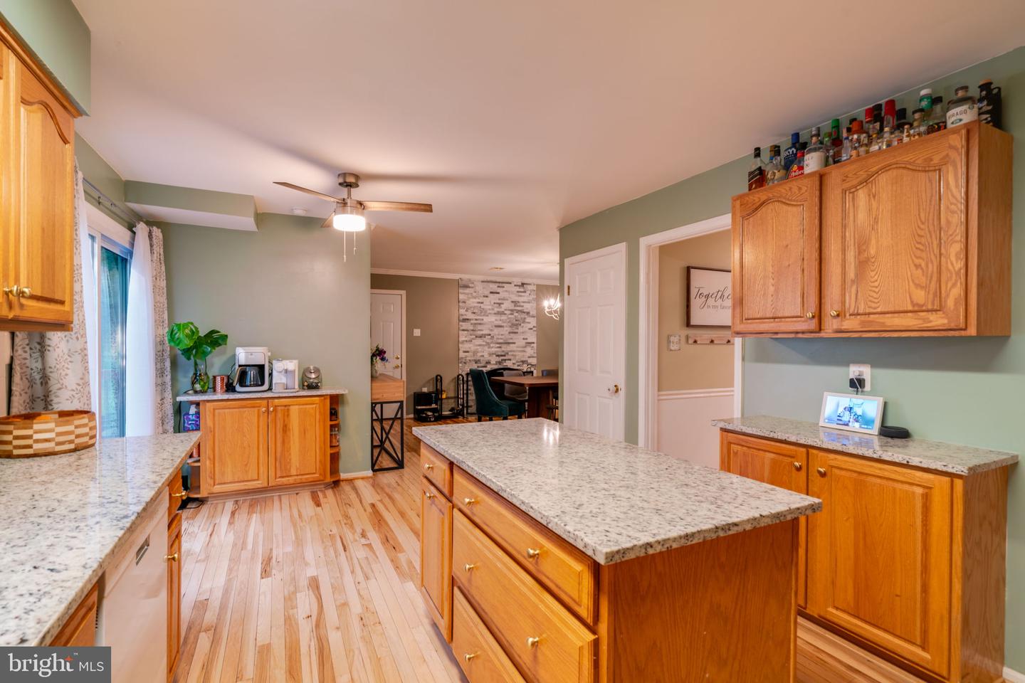 13402 Carrageen Dr Property Photo 5