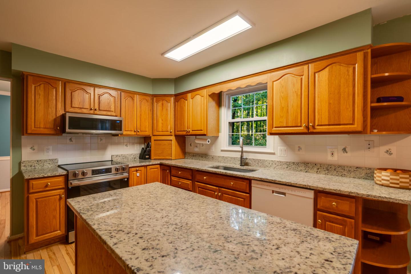 13402 Carrageen Dr Property Photo 6