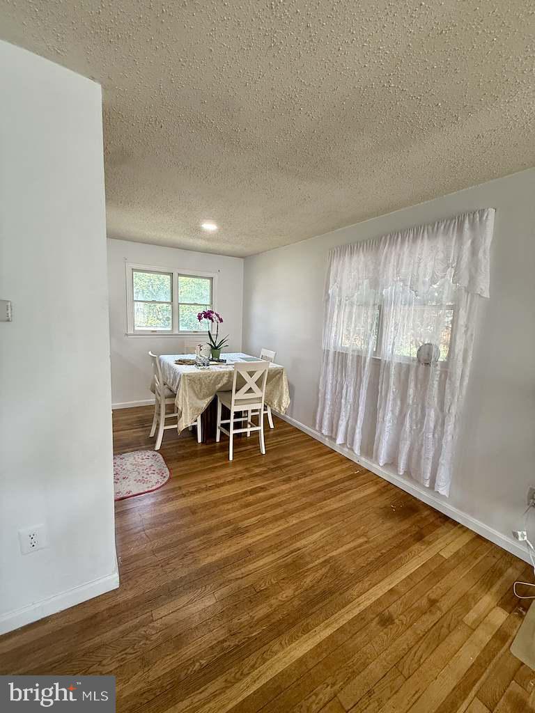 13803 Knowles St Property Photo 12