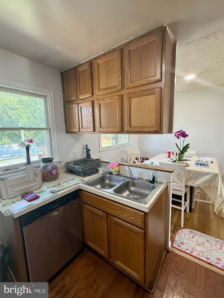 13803 Knowles St Property Photo 13