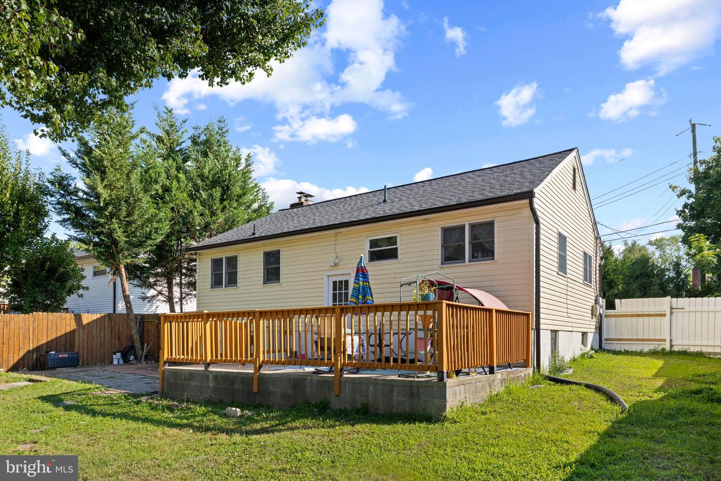 13803 Knowles St Property Photo 36