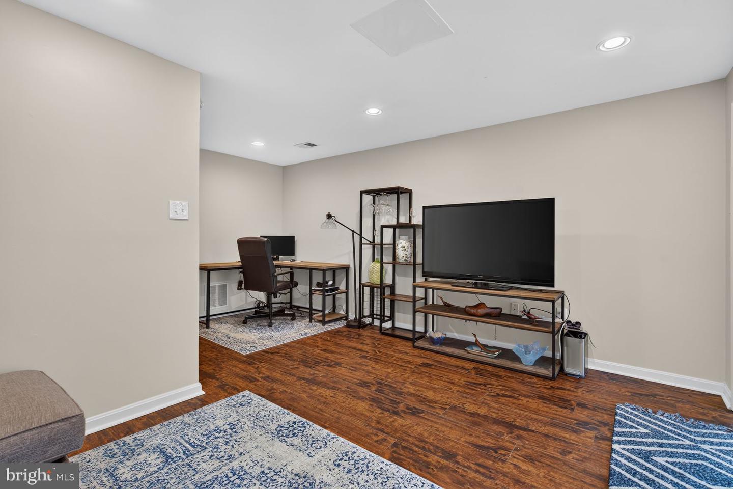 12831 Mill Brook Ct Property Photo 22