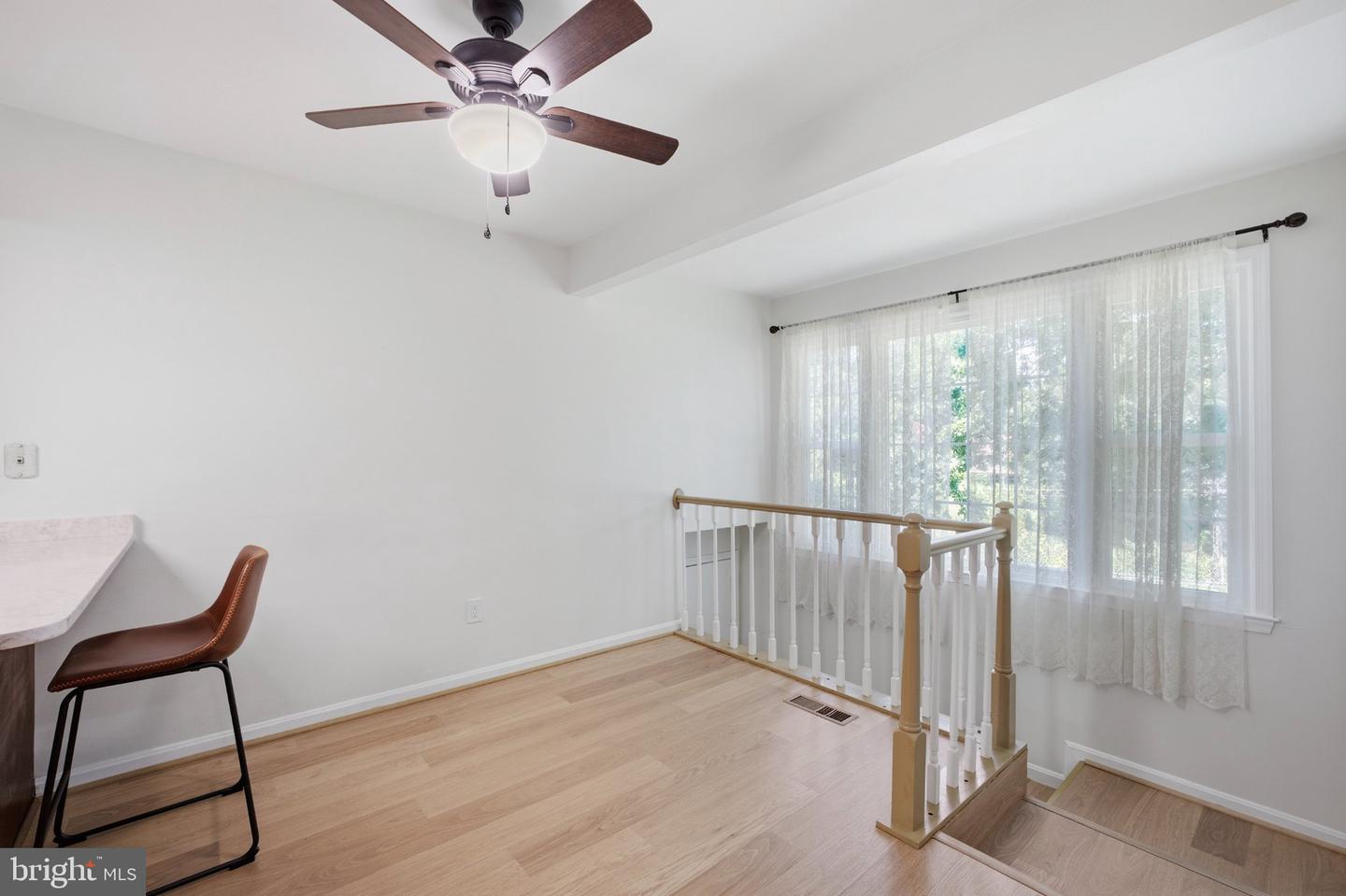 7825 Oak St Property Photo 12