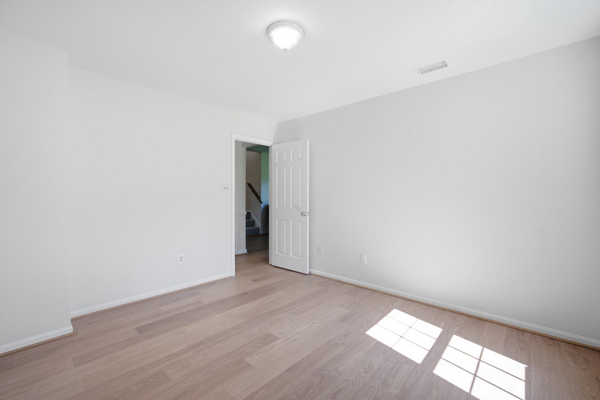 7825 Oak St Property Photo 30