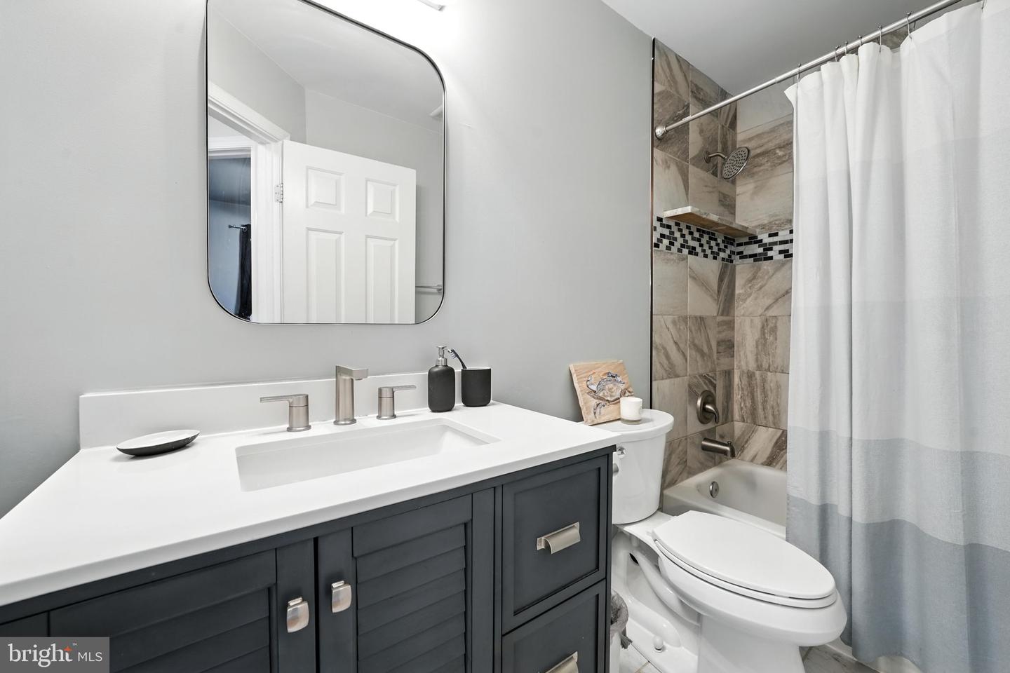 9571 Basilwood Dr Property Photo 27