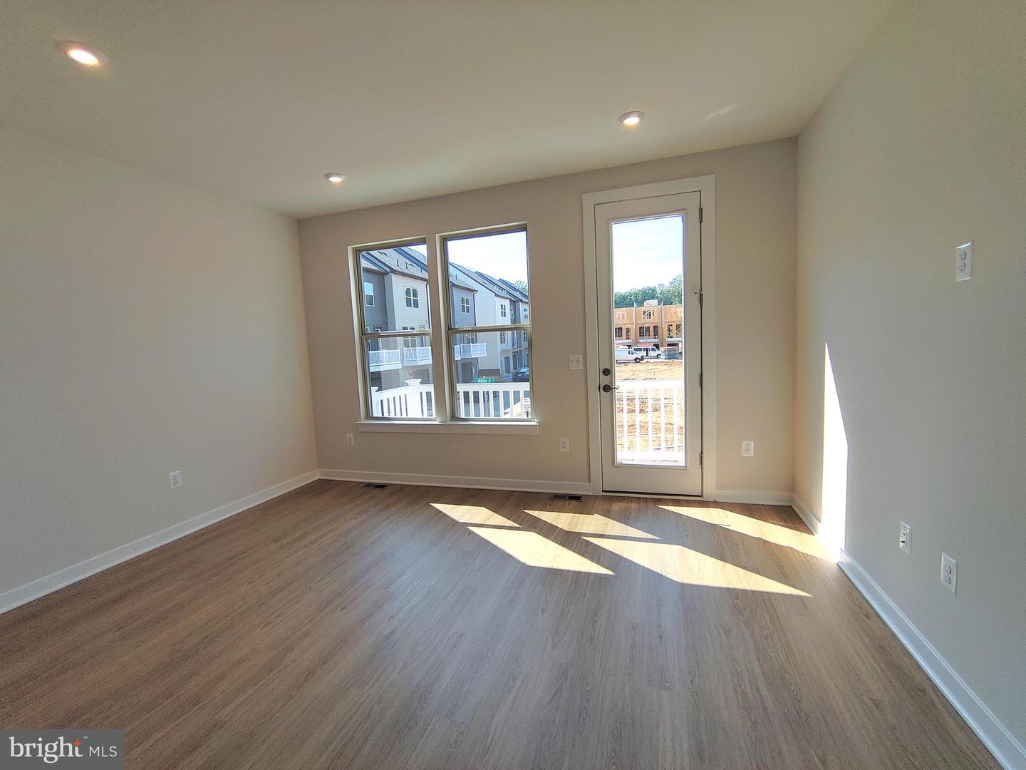 13742 Cobble Loop Property Photo 5