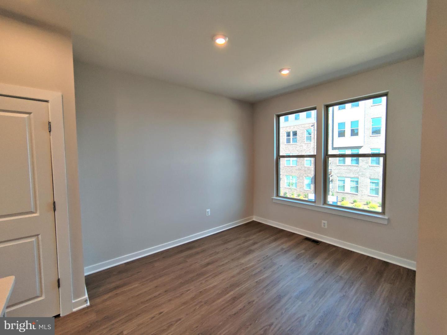 13742 Cobble Loop Property Photo 6