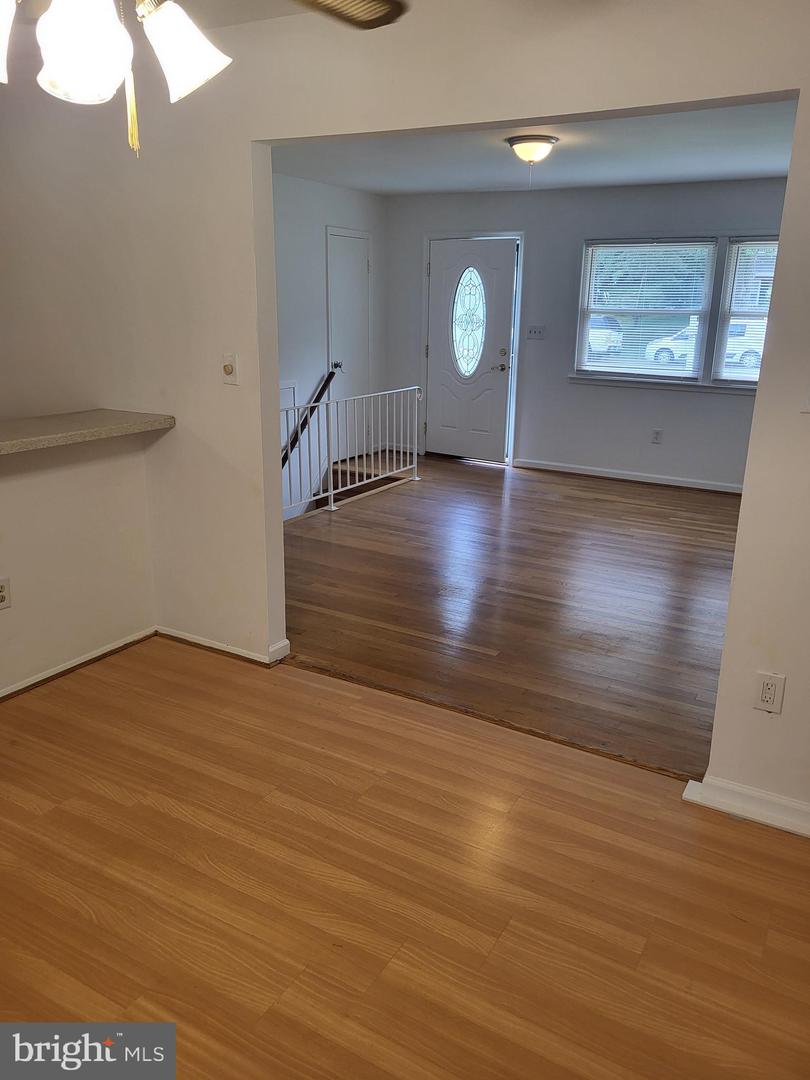 13416 Hillendale Dr Property Photo 4