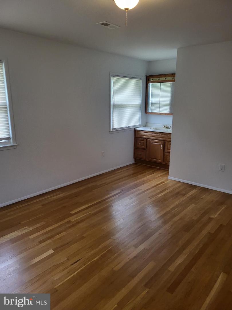 13416 Hillendale Dr Property Photo 12