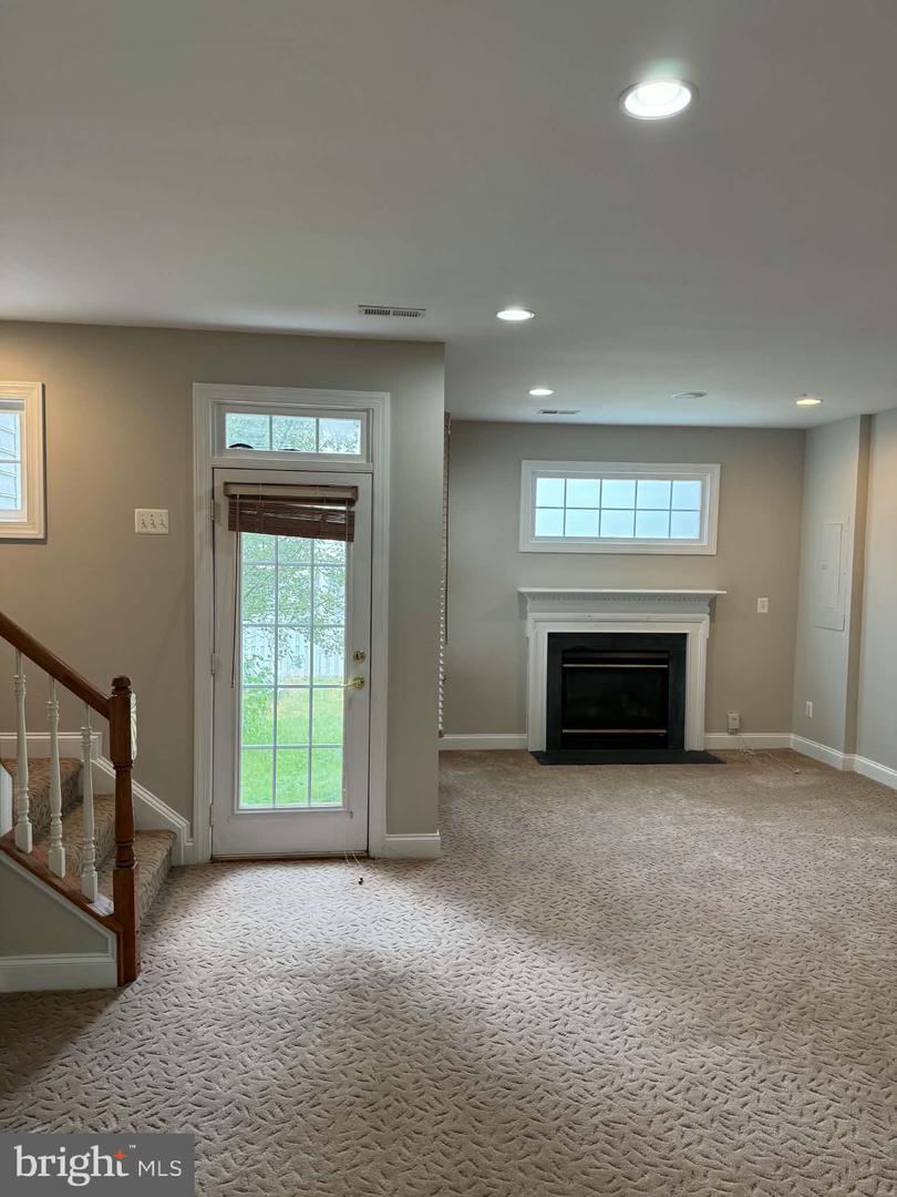 6912 Witton Cir Property Photo 17