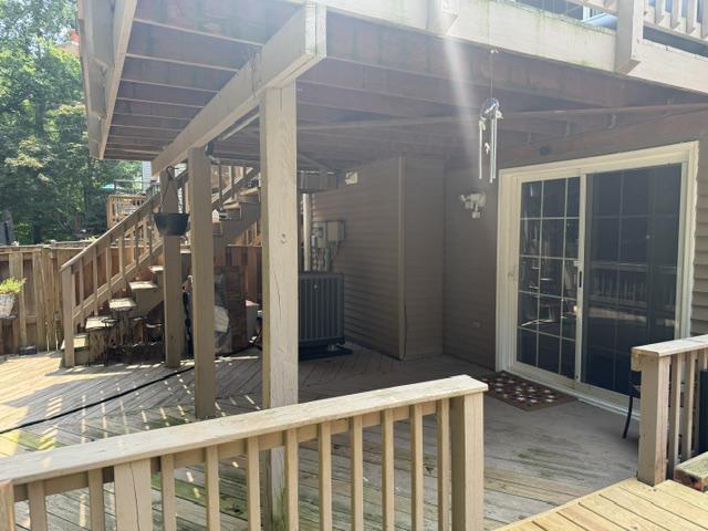 15255 Streamside Ct Property Photo 1