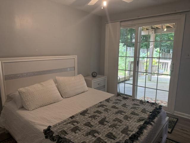 15255 Streamside Ct Property Photo 6