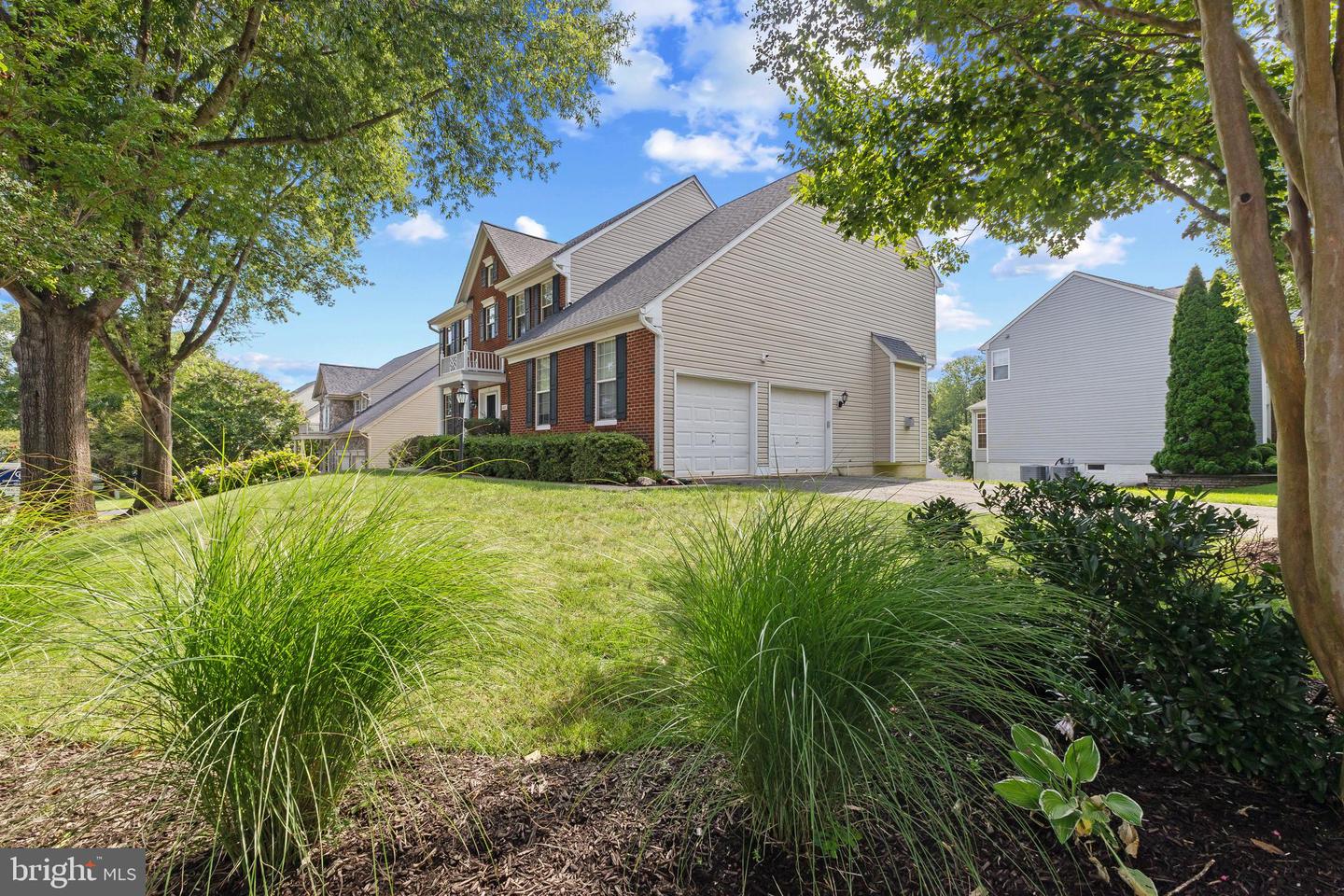 6000 LYCEUM LN Property Photo 1