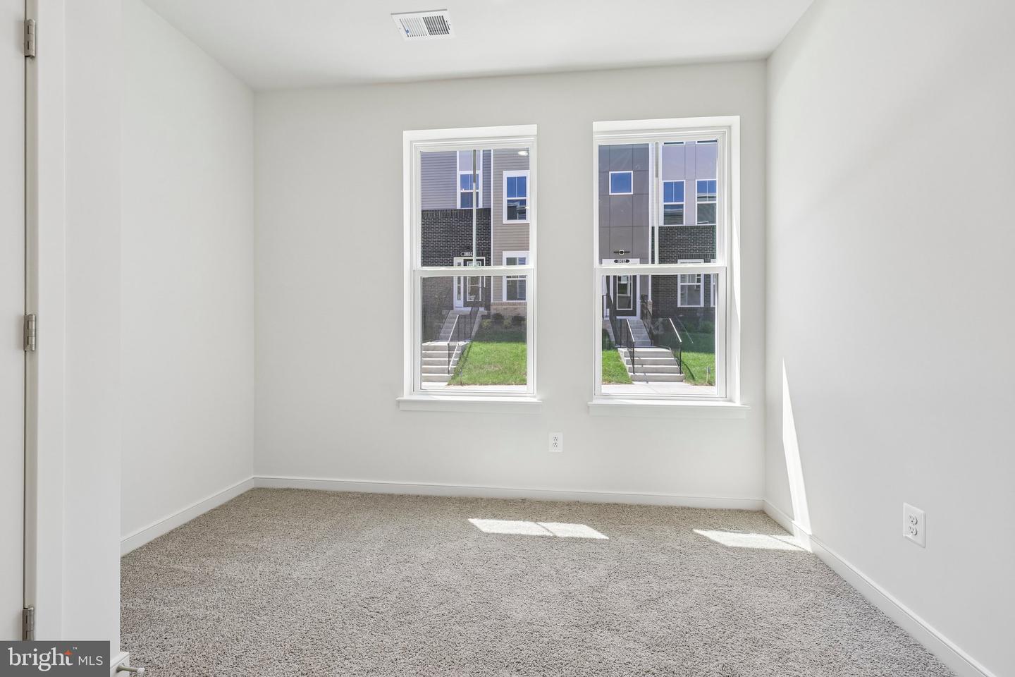 18020 Alicia Ave Property Photo 15