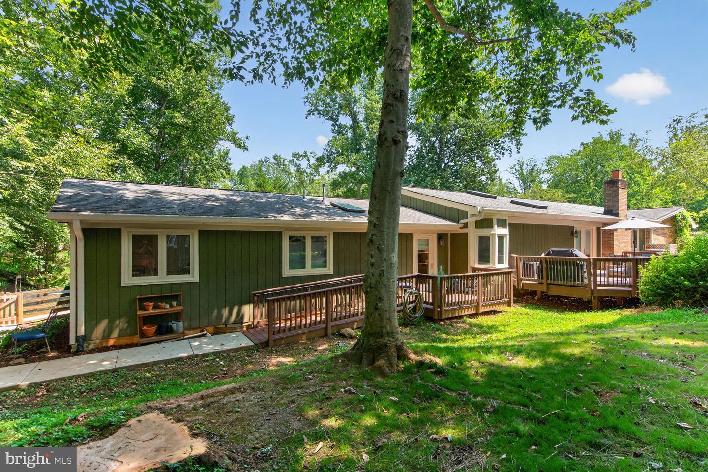 6273 Occoquan Forest Dr Property Photo 18