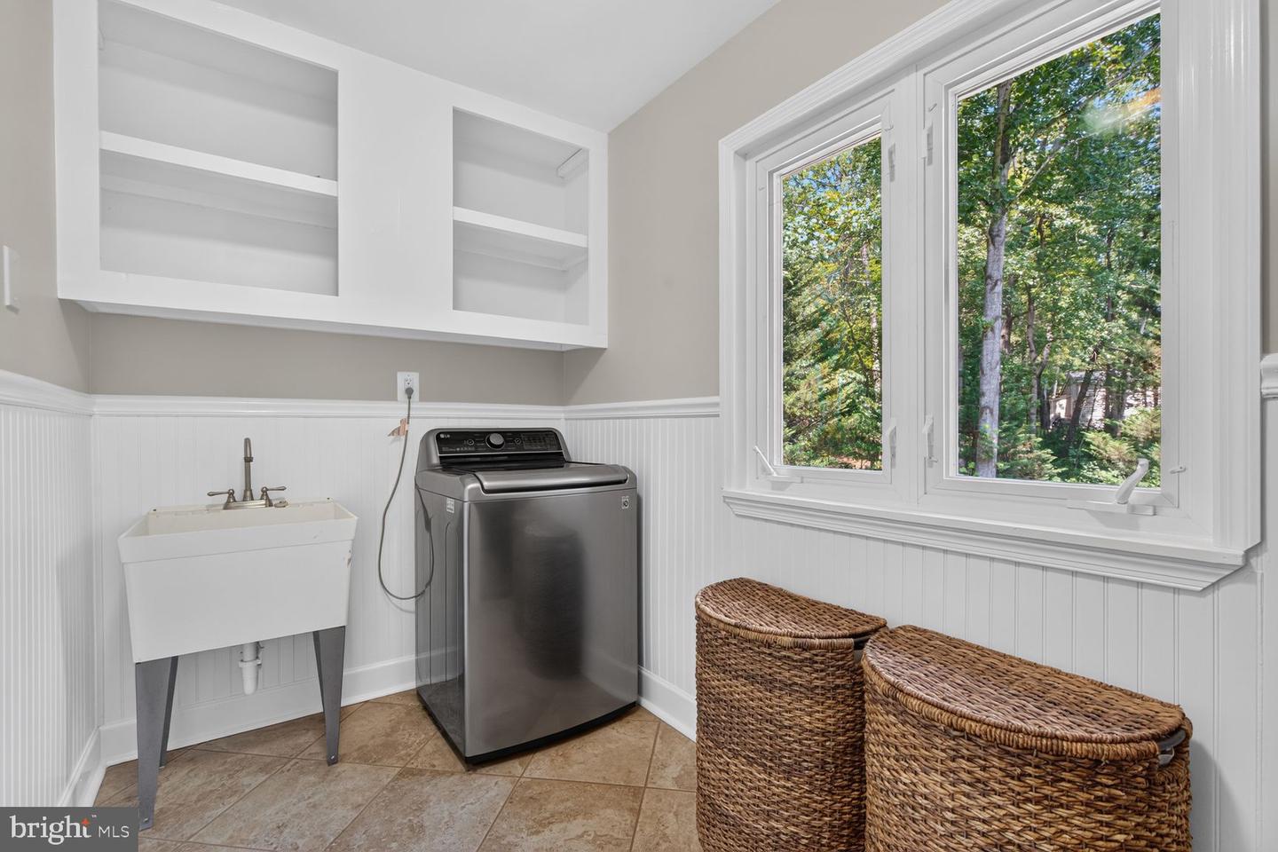 6273 Occoquan Forest Dr Property Photo 33